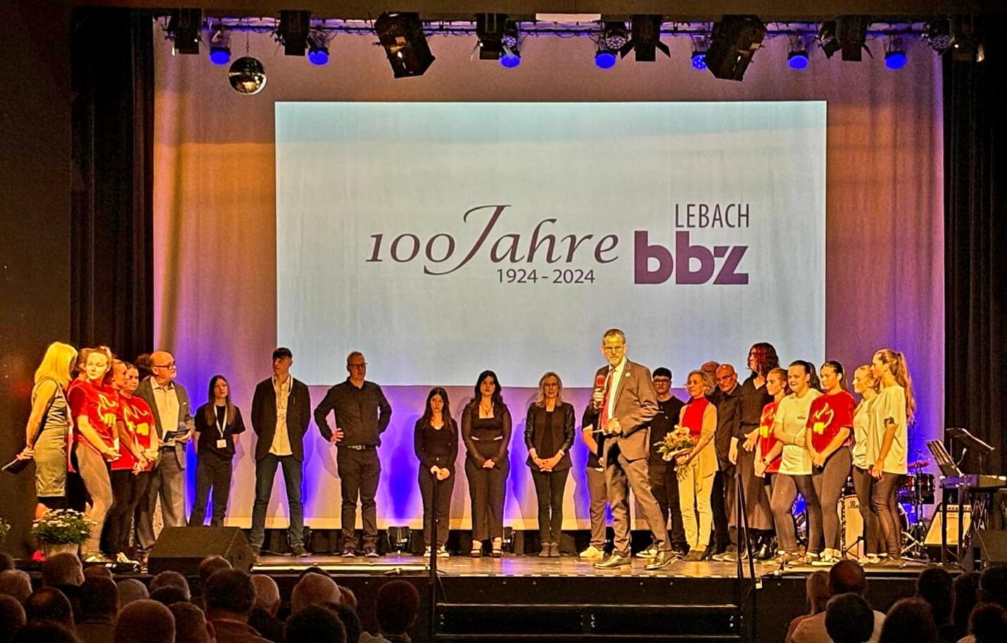 24-KW 16-Rückblick_100 Jahrfeier